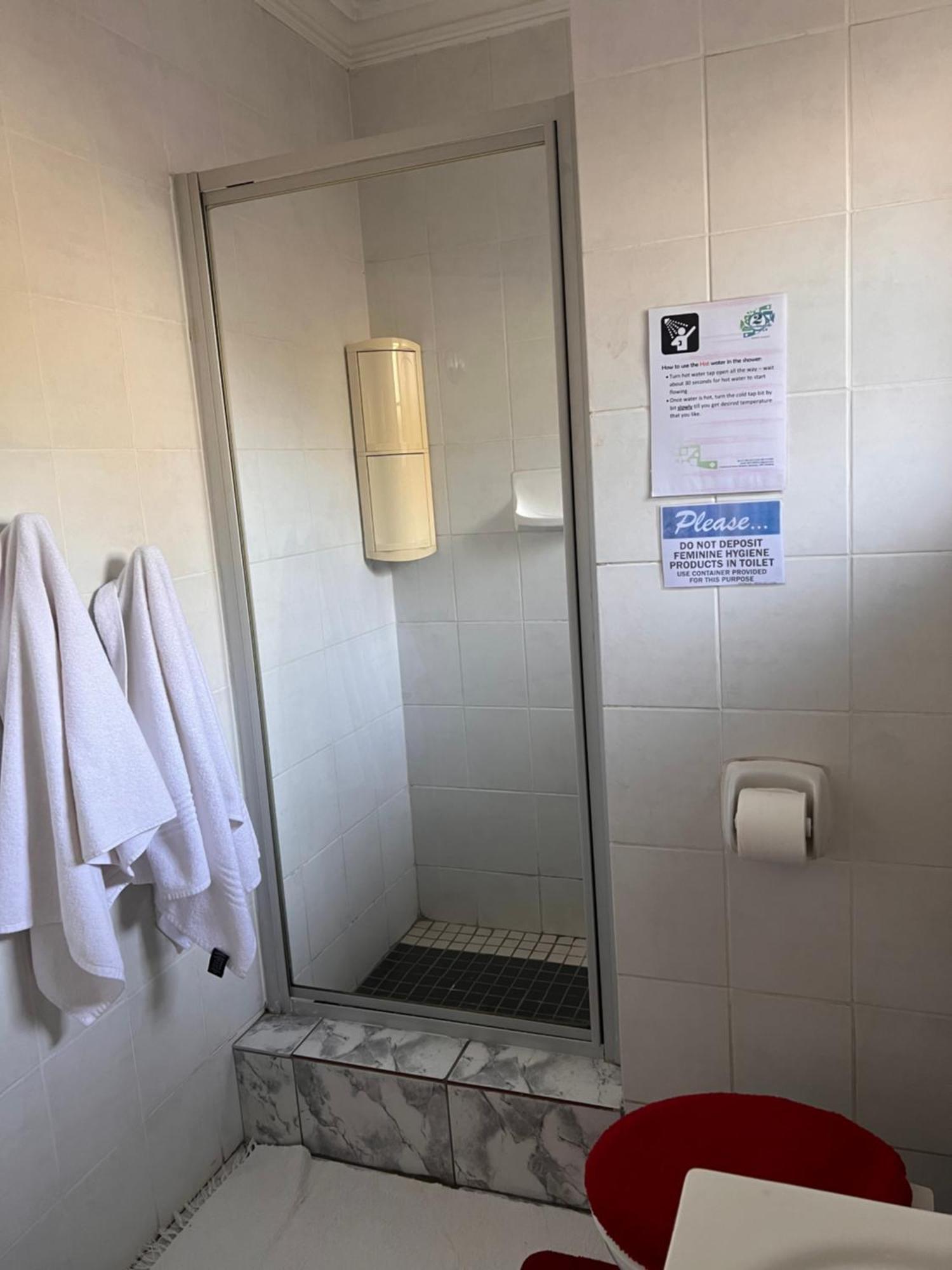 בוקסבורג 2 Op Terblanche Guesthouse מראה חיצוני תמונה