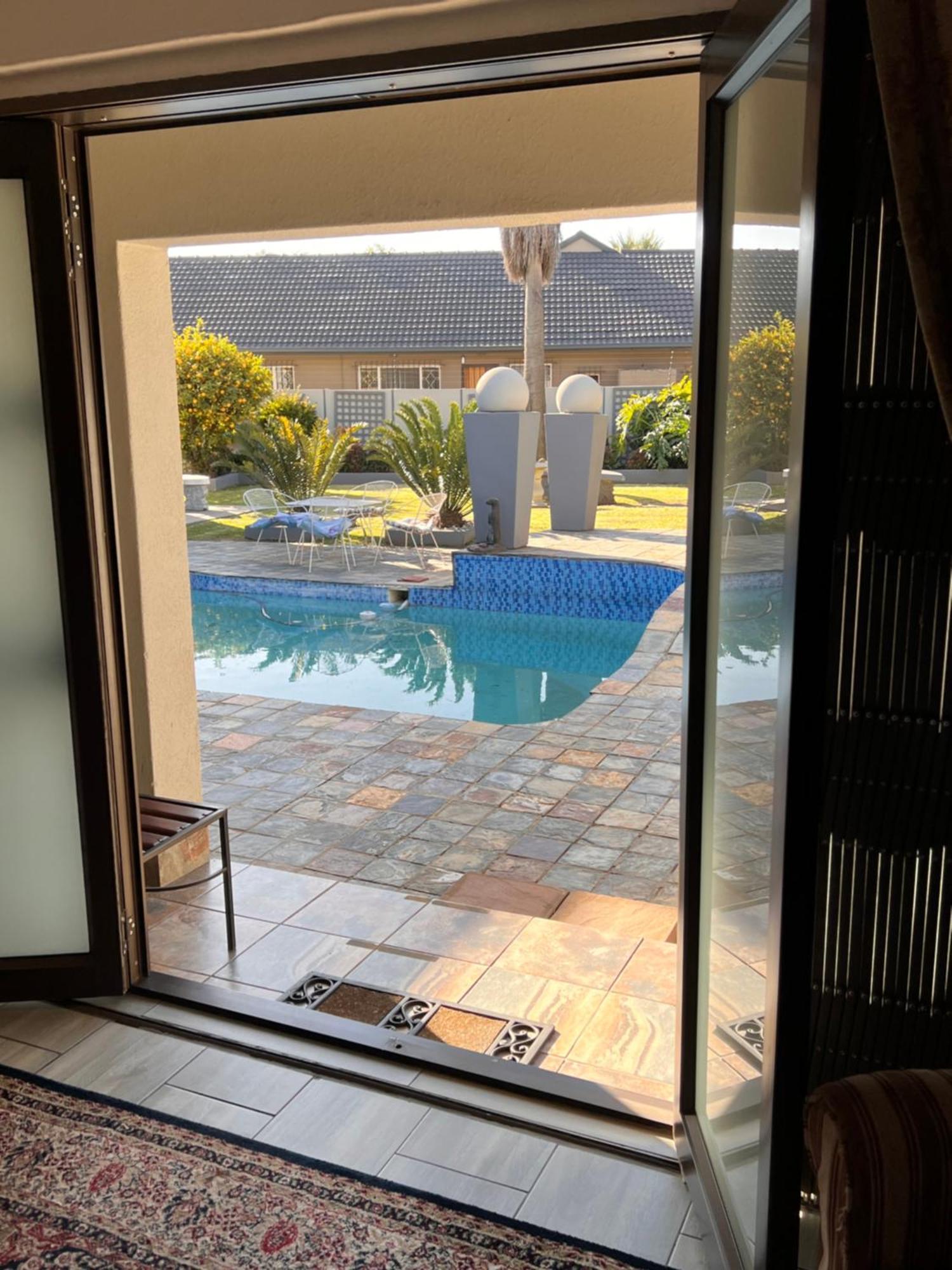 בוקסבורג 2 Op Terblanche Guesthouse מראה חיצוני תמונה